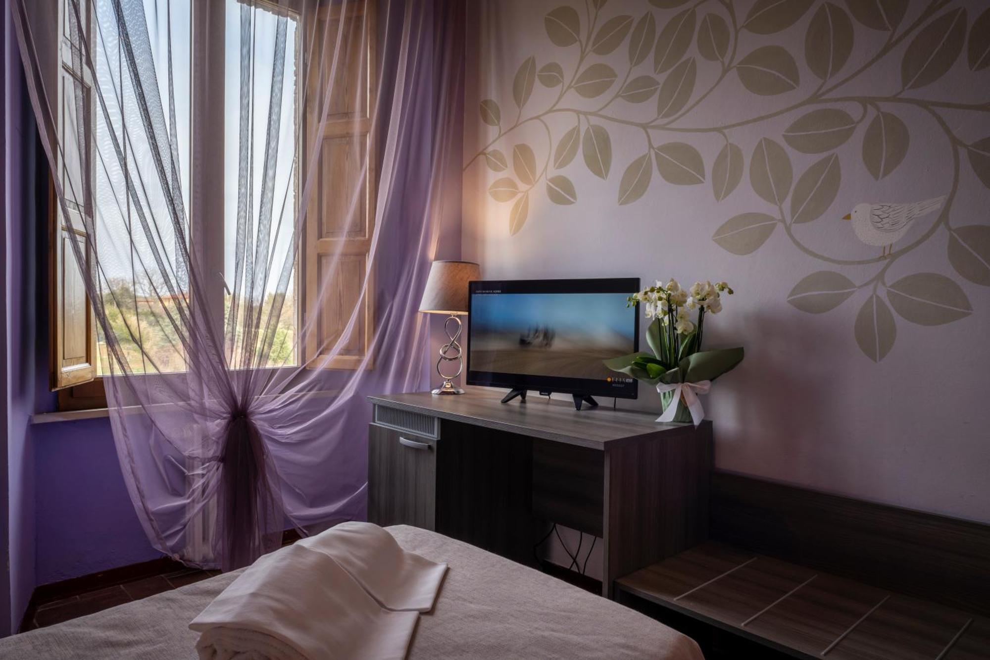 קולה ואל ד'אלזה Hotel Palazzo Renieri - 3Stelle S מראה חיצוני תמונה