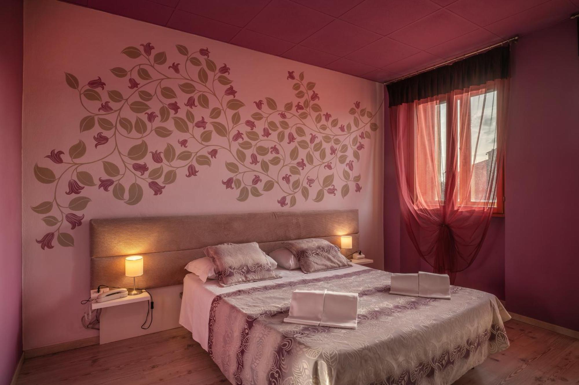 קולה ואל ד'אלזה Hotel Palazzo Renieri - 3Stelle S מראה חיצוני תמונה
