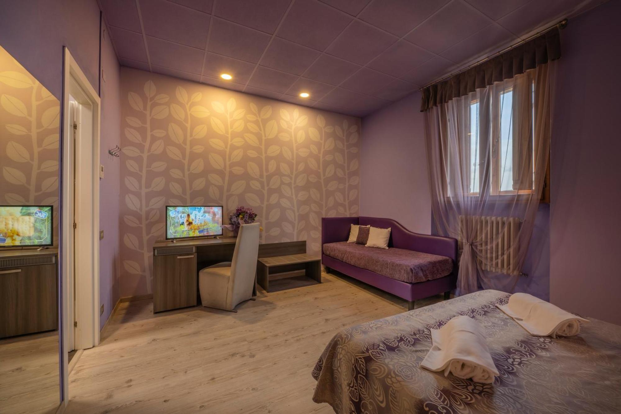 קולה ואל ד'אלזה Hotel Palazzo Renieri - 3Stelle S מראה חיצוני תמונה