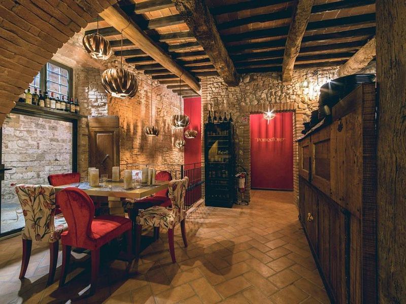 קולה ואל ד'אלזה Hotel Palazzo Renieri - 3Stelle S מראה חיצוני תמונה
